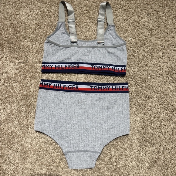 Tommy Hilfiger Set medium - Picture 2 of 4